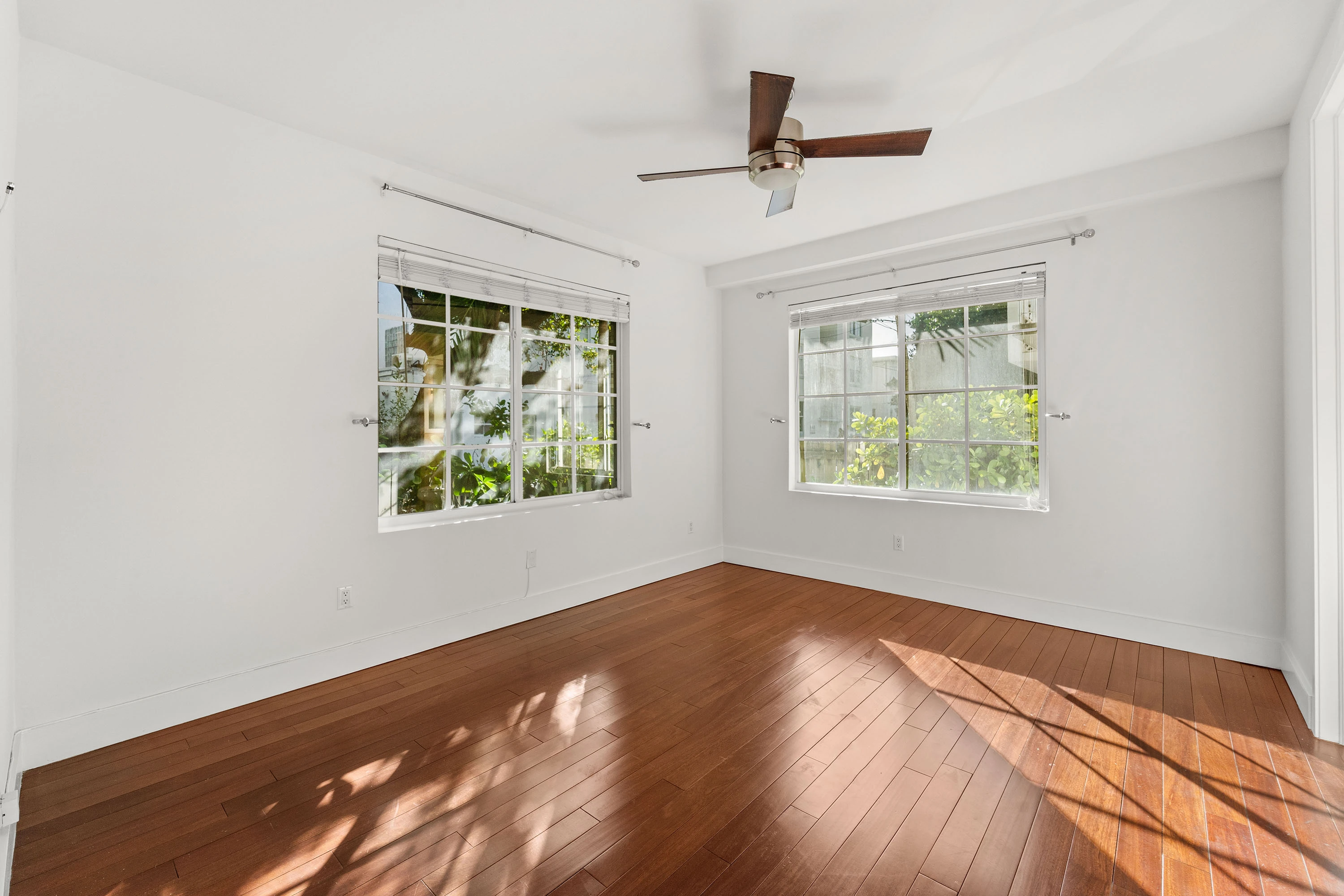 Virtual Staging Bedroom Before