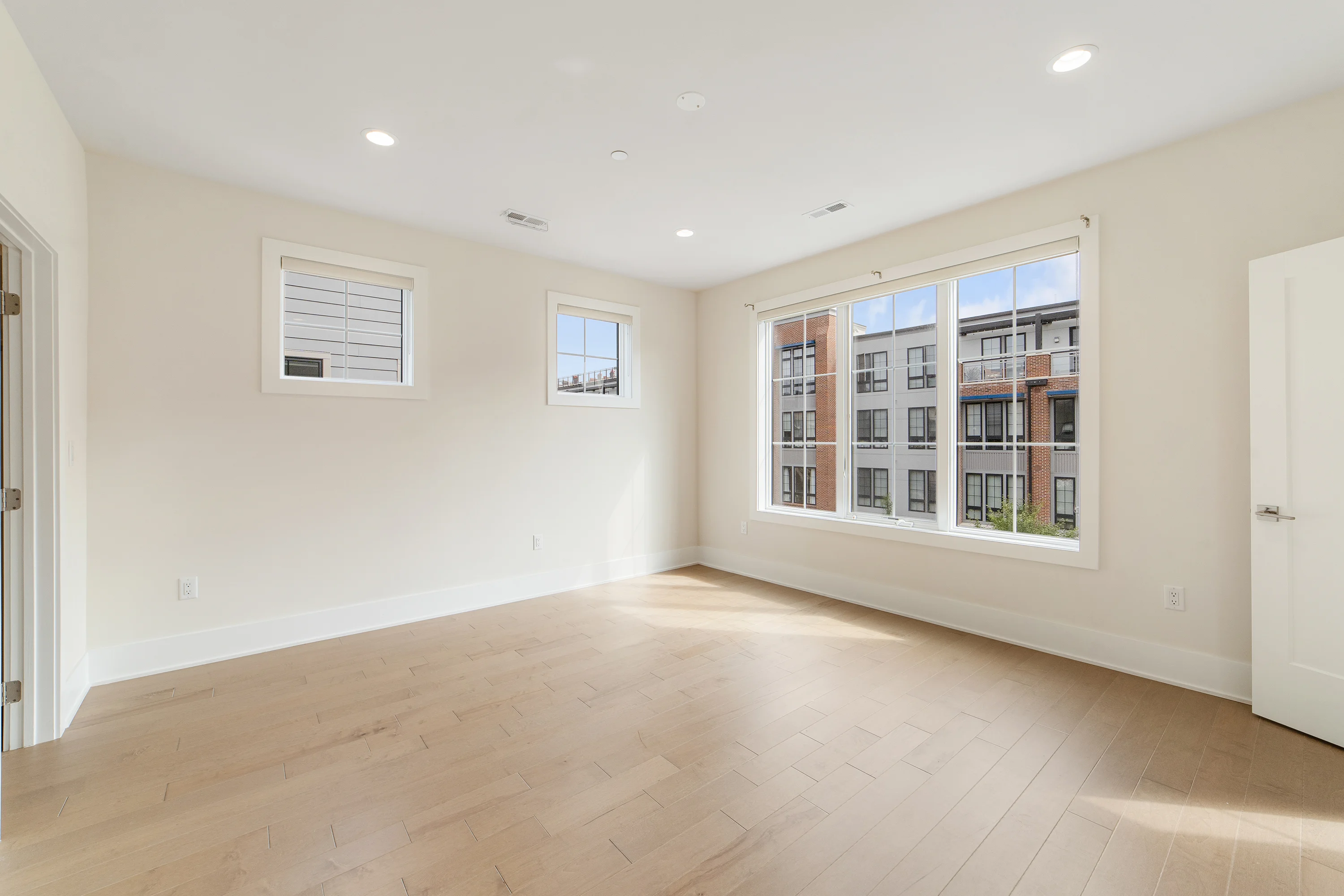 Virtual Staging Master Bedroom Before